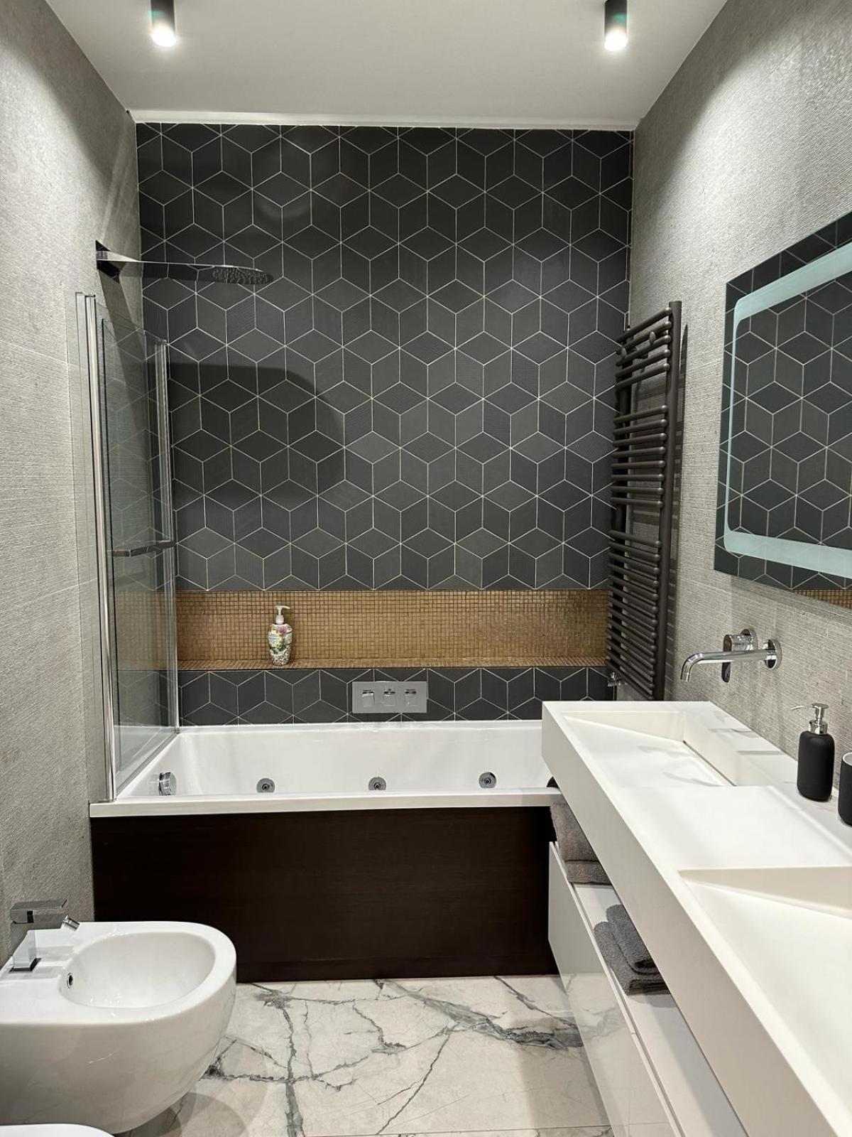 V28 Apartment Milan Bagian luar foto
